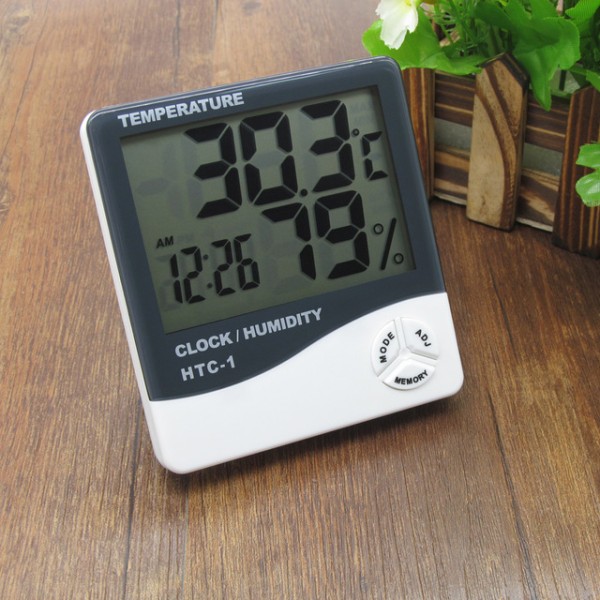 ceas digital temperatura